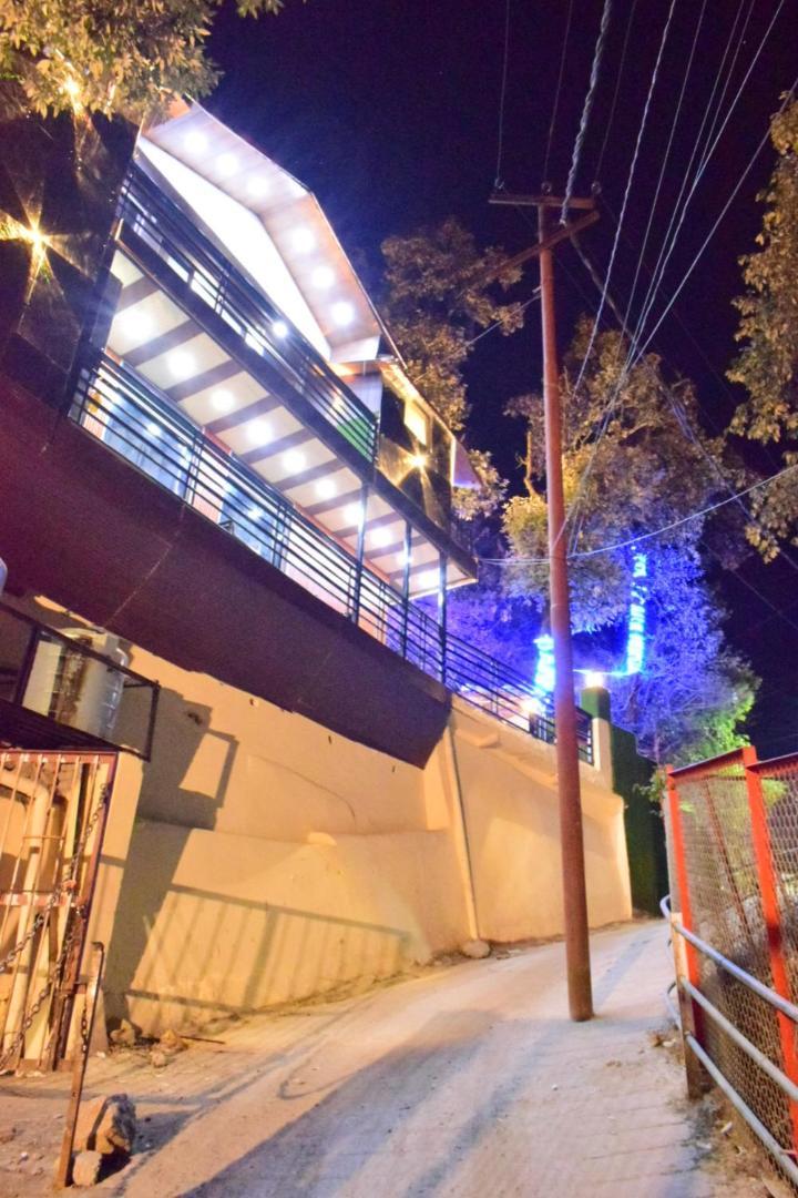 Rudhraksh Villa 4Br- Perfect Vacay Villa Mussoorie Eksteriør bilde