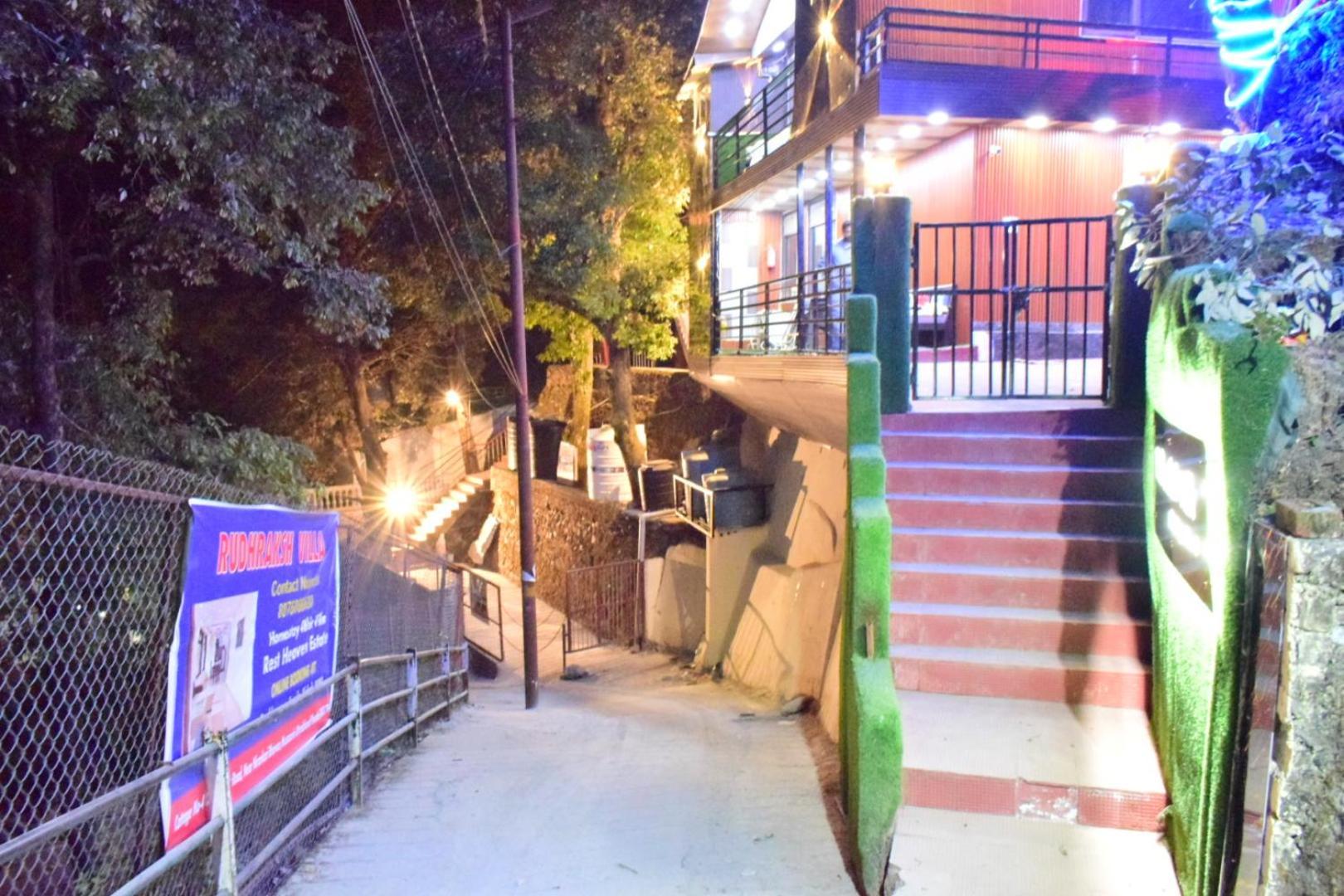 Rudhraksh Villa 4Br- Perfect Vacay Villa Mussoorie Eksteriør bilde