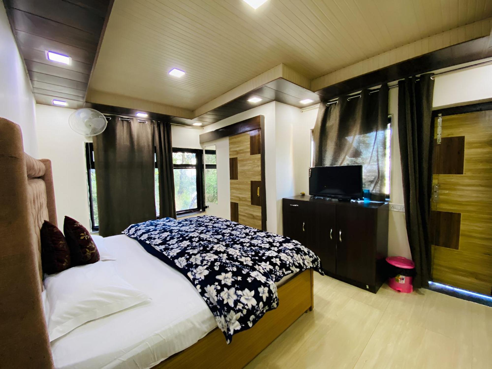 Rudhraksh Villa 4Br- Perfect Vacay Villa Mussoorie Eksteriør bilde
